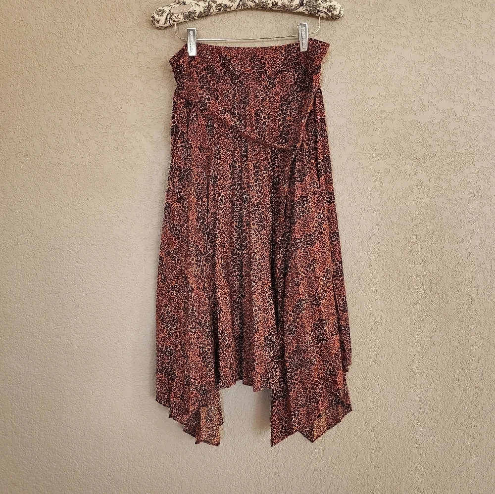 Topshop leopard print pleated midi skirt size 10